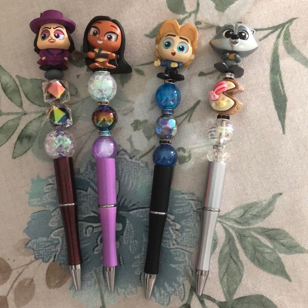 Pocahontas, Meeko, Gen Ratcliffe, Capt John Smith Character PenSet